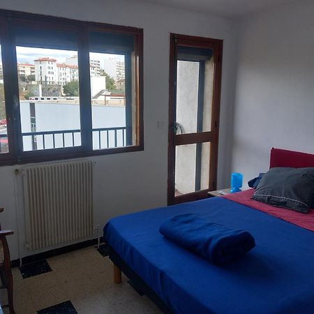 Chambre B1 Dans Un Appartement En Colocation Marsilia Exterior foto